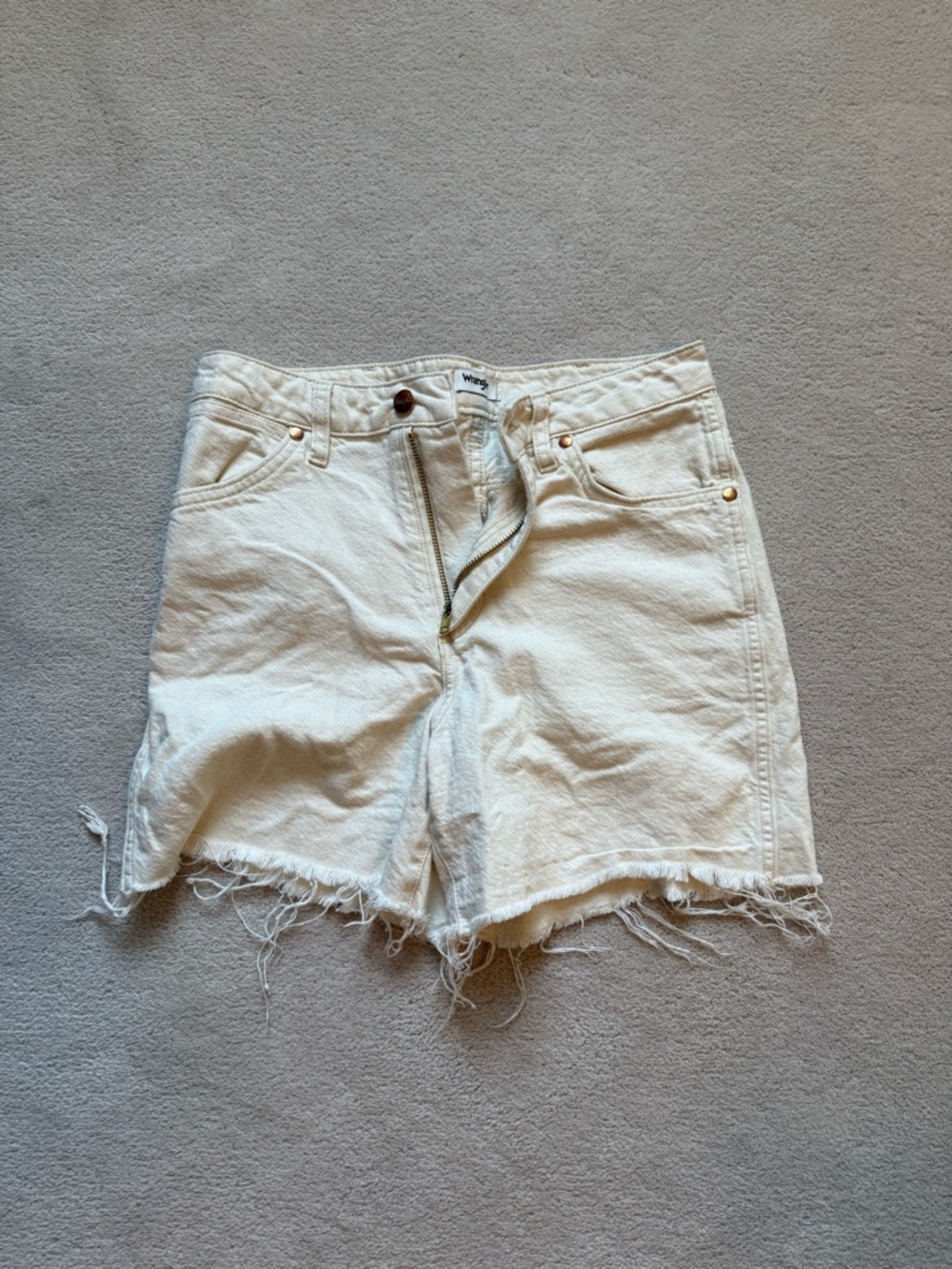 Wrangler Cream High-Rise Frayed Hem Jean Shorts